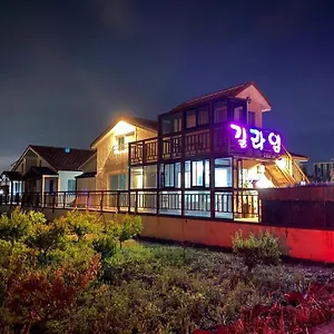https://gillime-pension-guesthouse-hostel.jejukoreahotels.com