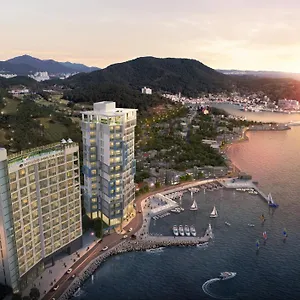 Louis Hamilton Ocean Terrace Hotel Busan